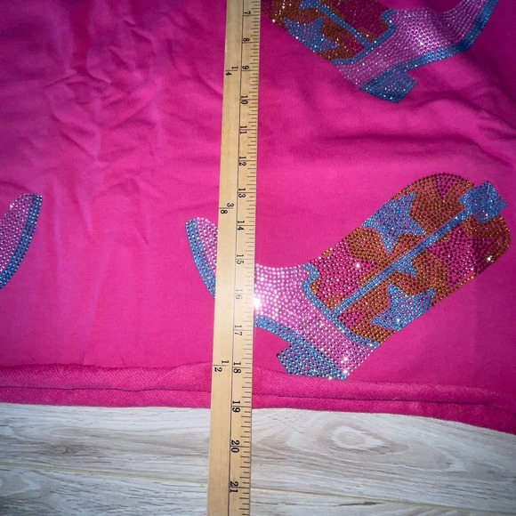 NWT Peach Love California Pink Sequin Cowboy Boots Cropped Sweatshirt L Festival - Picture 5 of 11